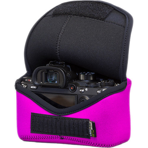 LensCoat BodyBag M for Sony Alpha a7 III, a7R III, a7R IV, a9, a9II (Pink)