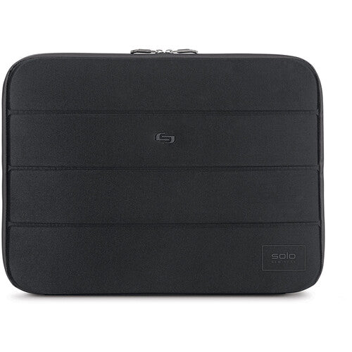 Solo Bond Sleeve for 17.3" Laptop or Tablet (Black)