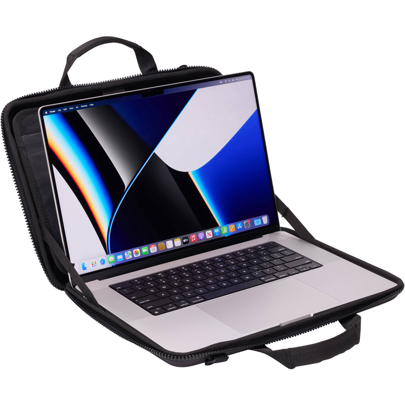 Thule Gauntlet MacBook Pro Attache (Black, 16")