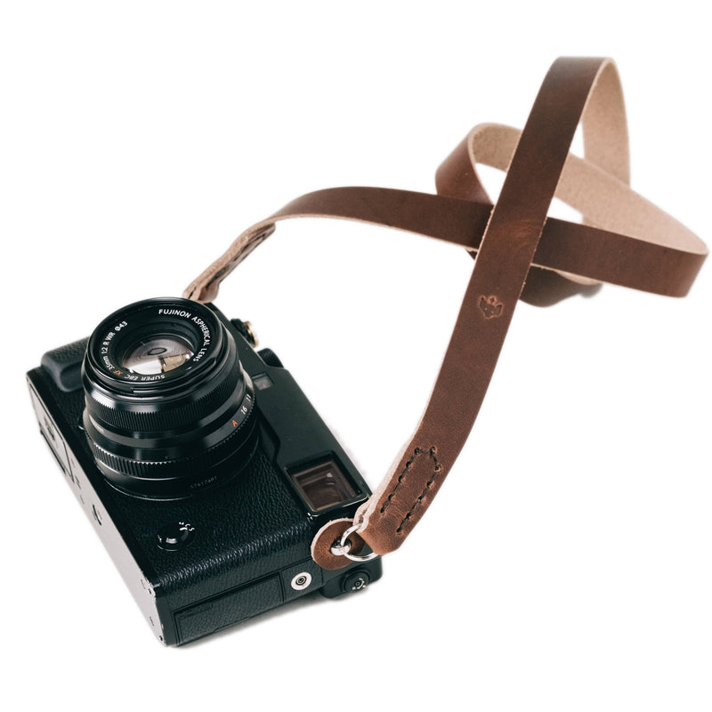 Clever Supply Co. Minimal Camera Strap (Chestnut, 40")