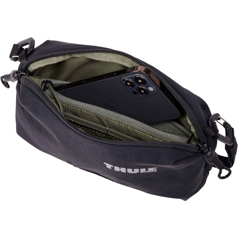 Thule Paramount Cross-Body (Black, 2L)