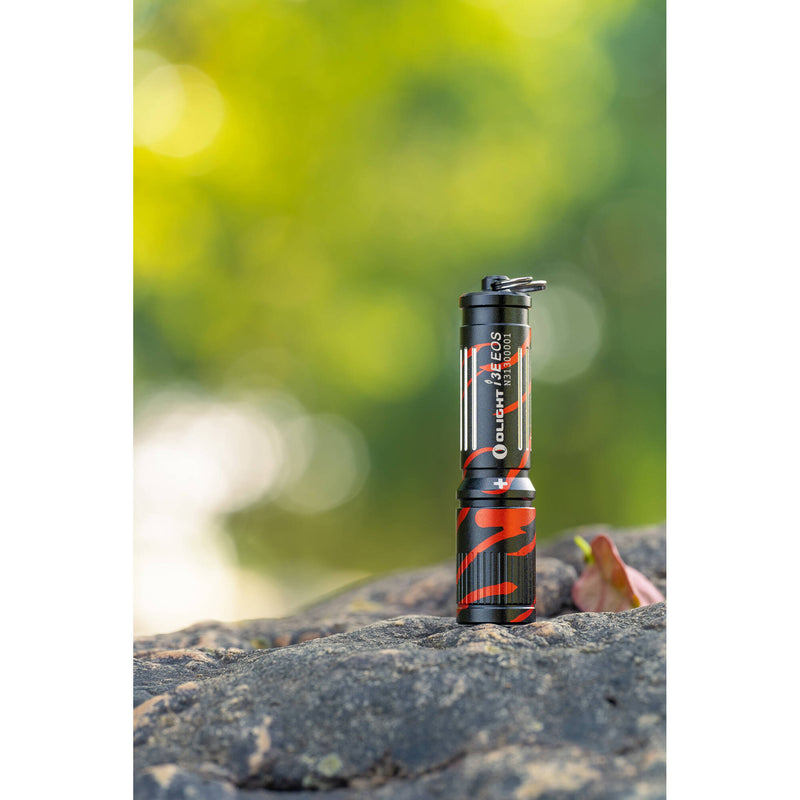 Olight I3E EOS Flashlight (Black Lava)