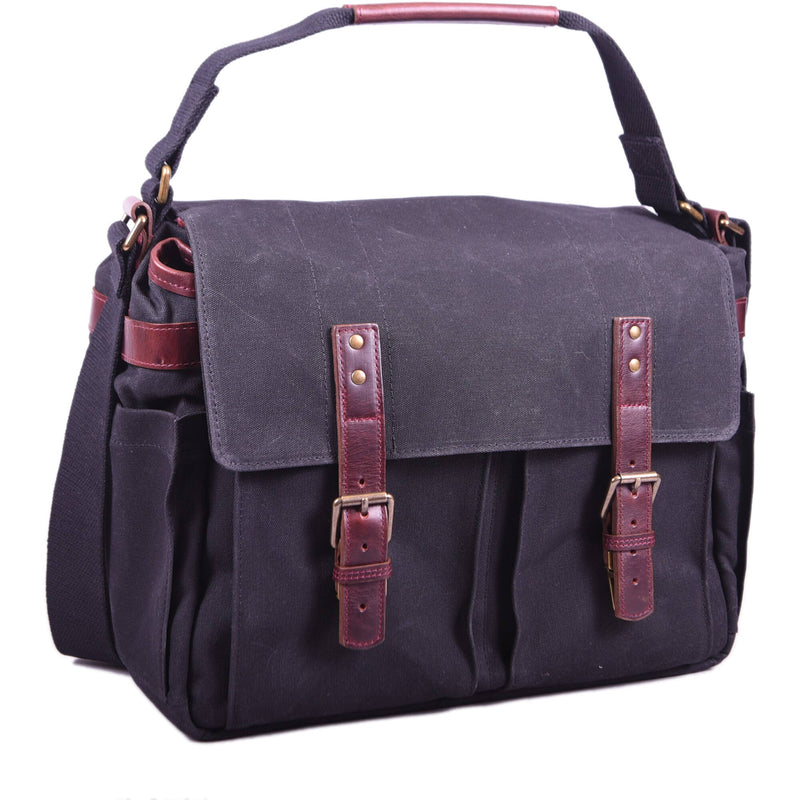 ONA The Astoria Messenger Bag (Black)