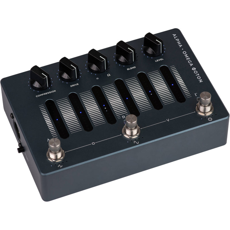 Darkglass Electronics Alpha&middot;Omega Photon Bass Distortion Pedal