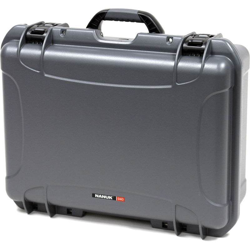 Nanuk 940 Case with Padded Dividers (Graphite)