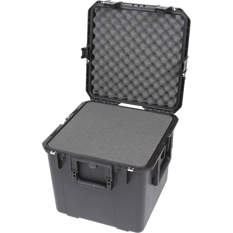 SKB iSeries 1717-16 Injection Molded Mil-Standard Waterproof Utility Case with Cubed Foam