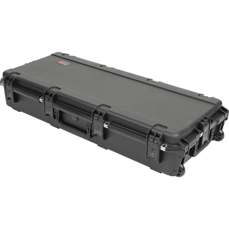 SKB iSeries 61-Note Keyboard Case - with Think Tank Interior : 39.5" X 16" X 5.625"