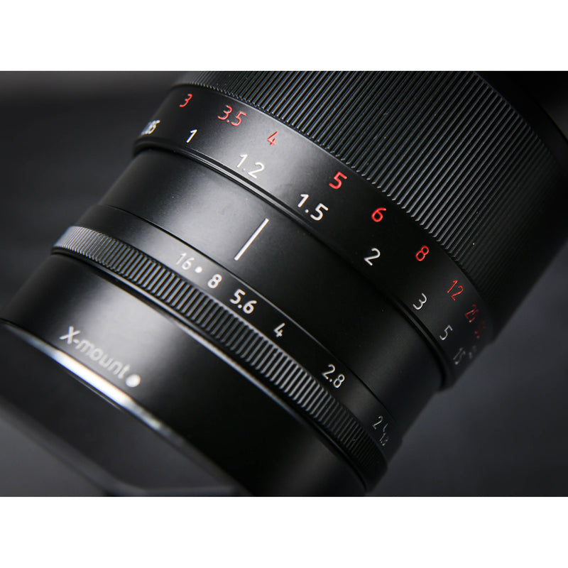 Sirui 50mm f/1.8 Anamorphic 1.33x Lens (MFT Mount)