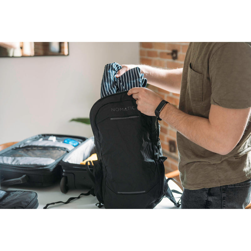 Nomatic Navigator Collapsible Backpack (Black)