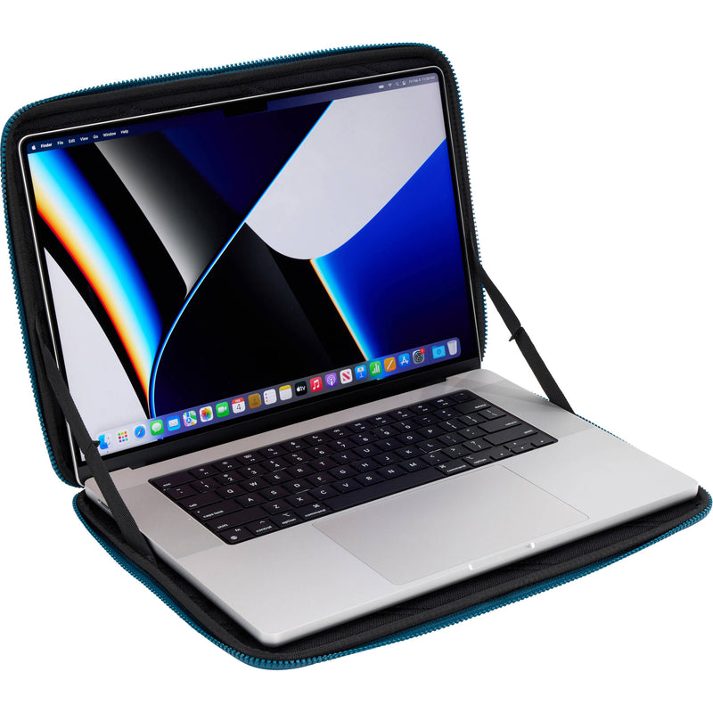 Thule Gauntlet 16" MacBook Pro Sleeve (Blue)